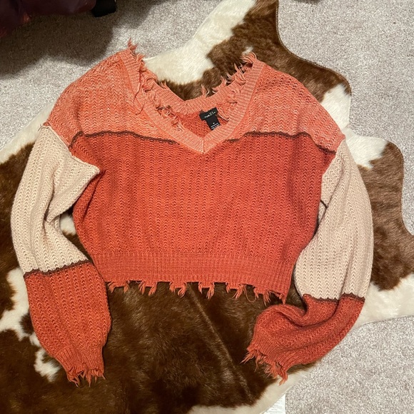 Fall colored sweater - Picture 1 of 3